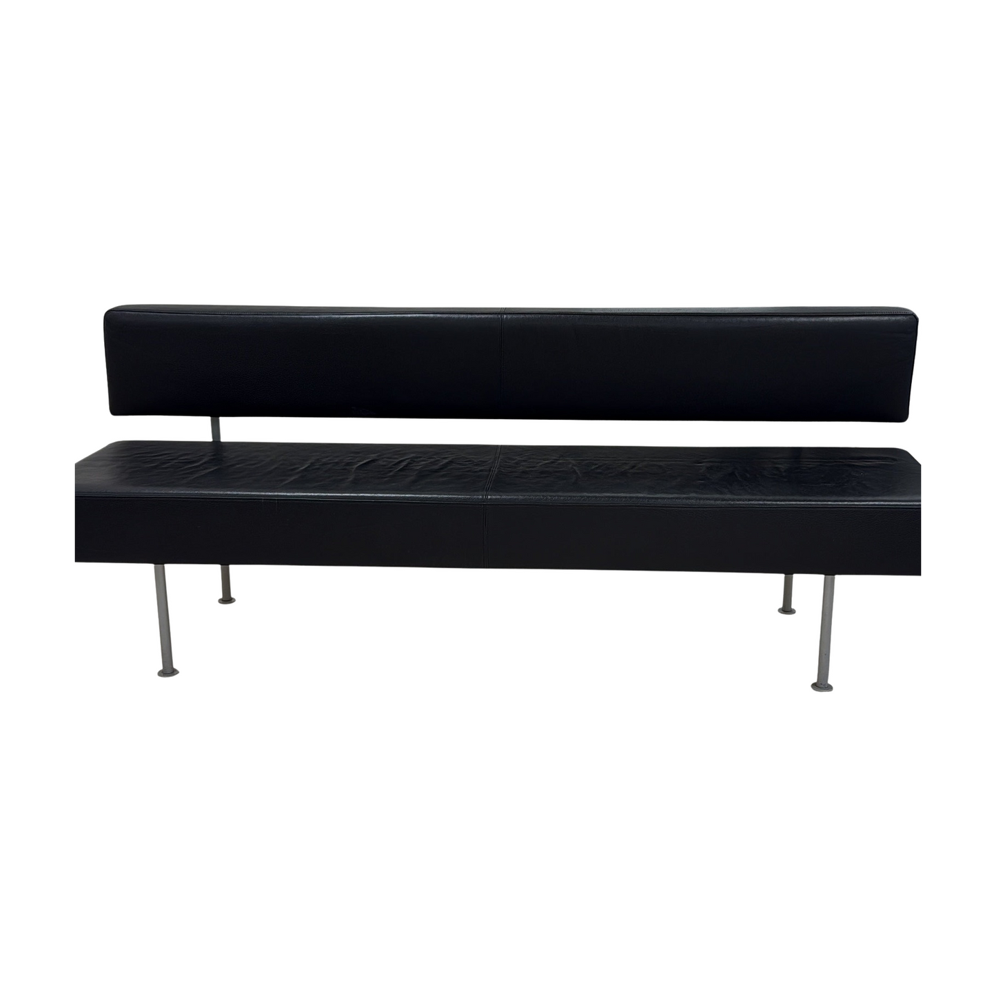 Materia Longo sofa trukket i svart skinn