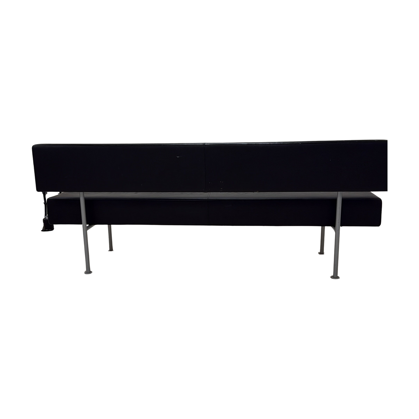 Materia Longo sofa trukket i svart skinn