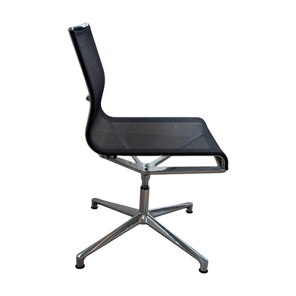 Office møtestol fra ICF i svart
