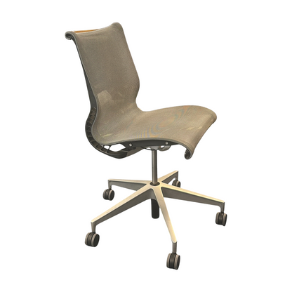 Setu kontorstol fra Herman Miller i grå