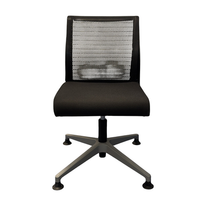 Think kontorstol fra Steelcase i svart