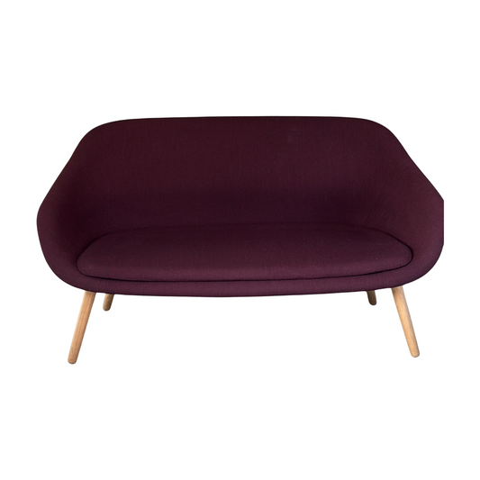 About A Lounge Sofa 2-seter sofa fra HAY i rød