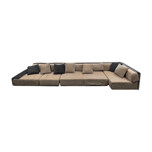 MK sofa i grå