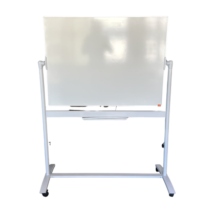 Whiteboard fra Nobo i hvit