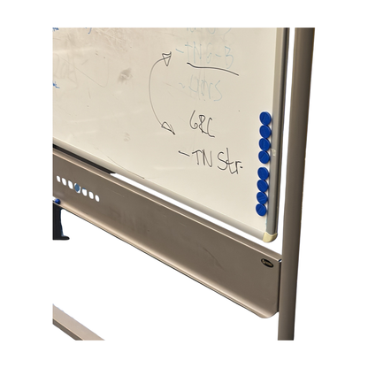 Whiteboard fra Nobo i hvit