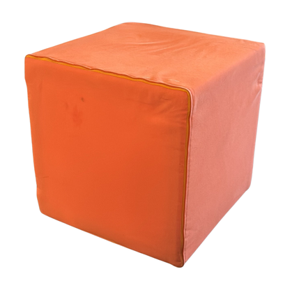 Puff fra Dekoria i oransje