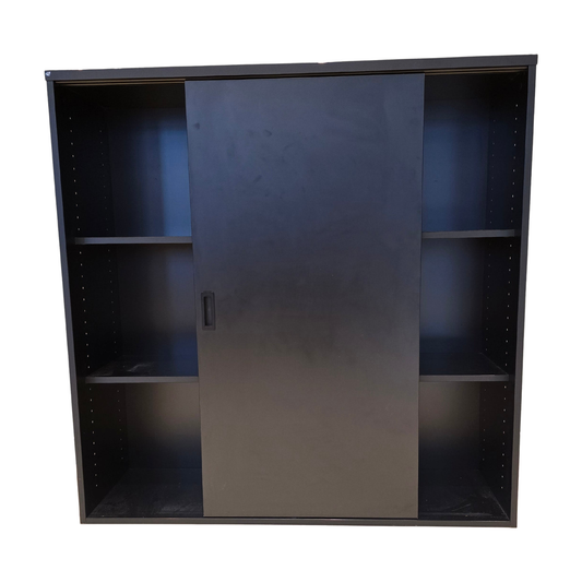 (120x41x120) AJ Produkter skyvedørskap i svart, 3 hylleplan