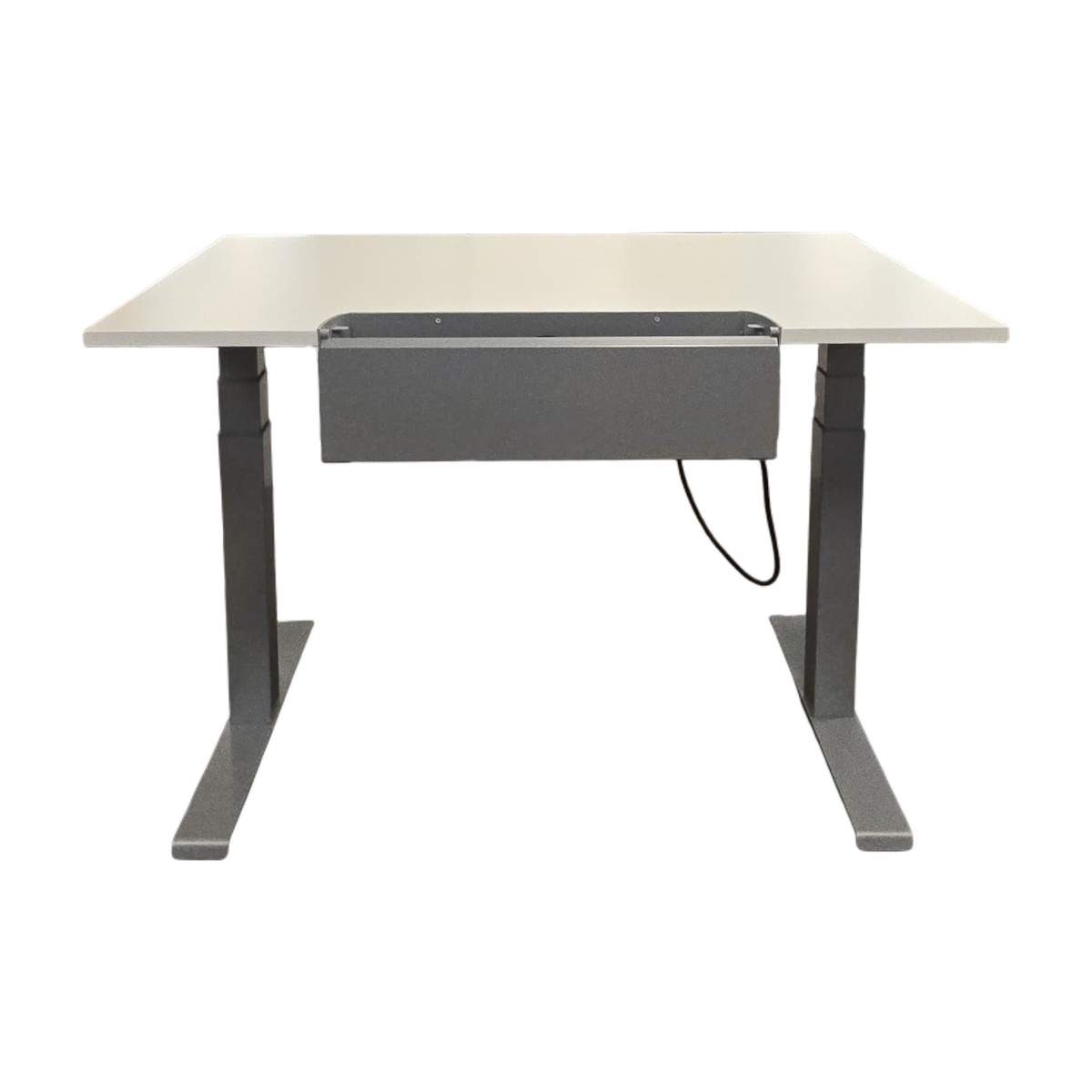 (120x80) Kinnarps Series P hev/senk bord i hvit, kabelkurv