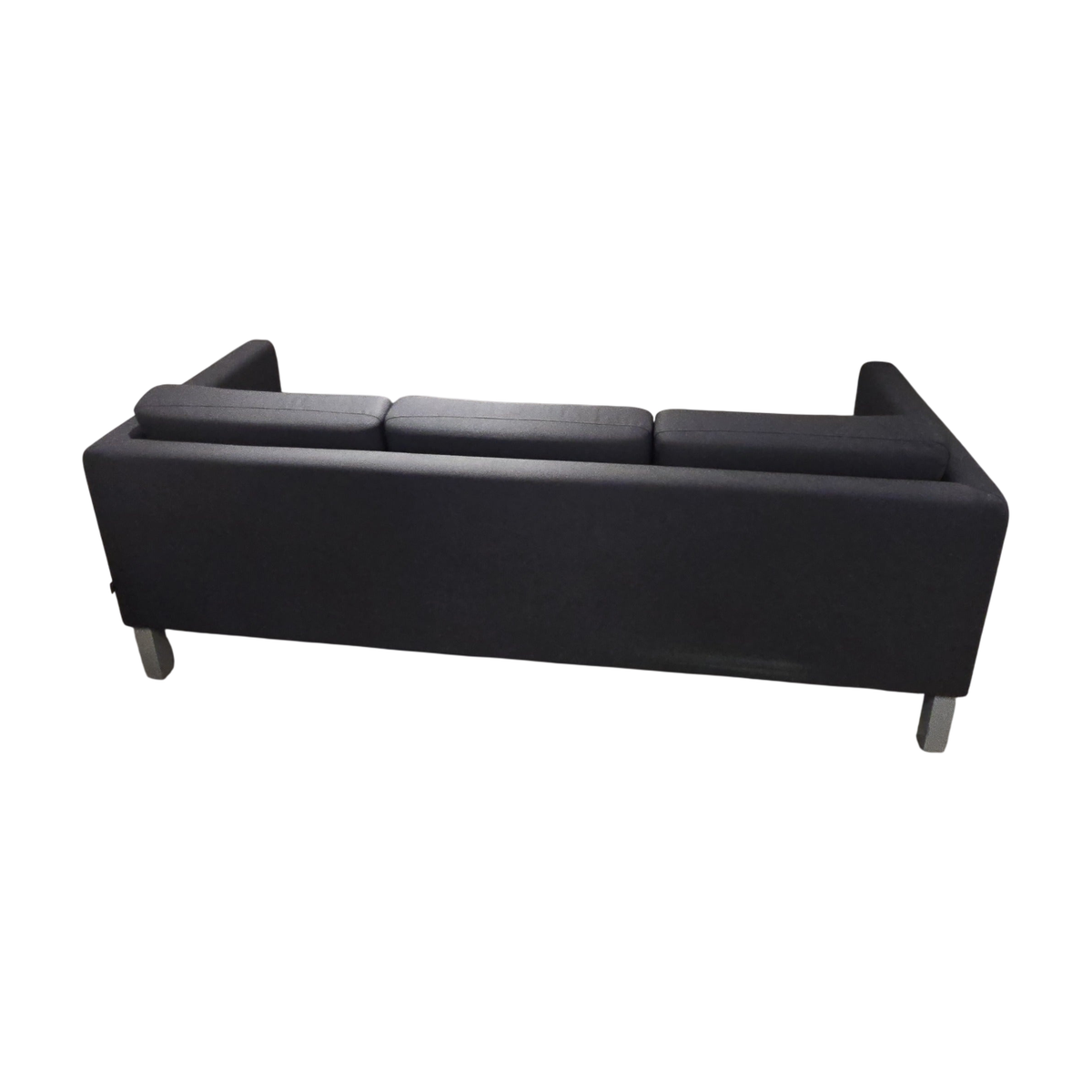Scandinavia Sofa fra Kinnarps i mørk grå, stoffstrukket