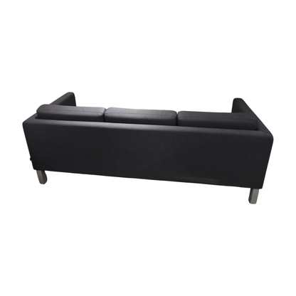 Scandinavia Sofa fra Kinnarps i mørk grå, stoffstrukket
