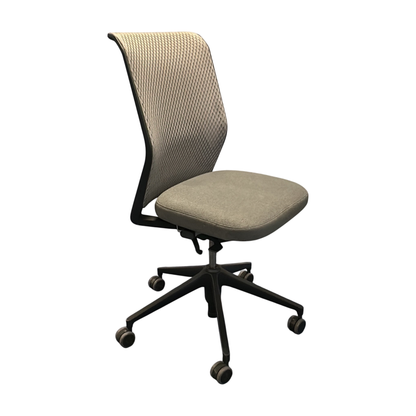 ID Mesh kontorstol fra Vitra i grå, mesh rygg