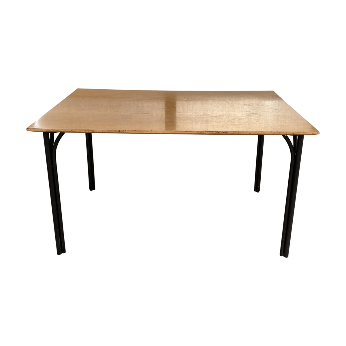 (6x6) spisebord fra Fredericia Furniture i svart, metallben