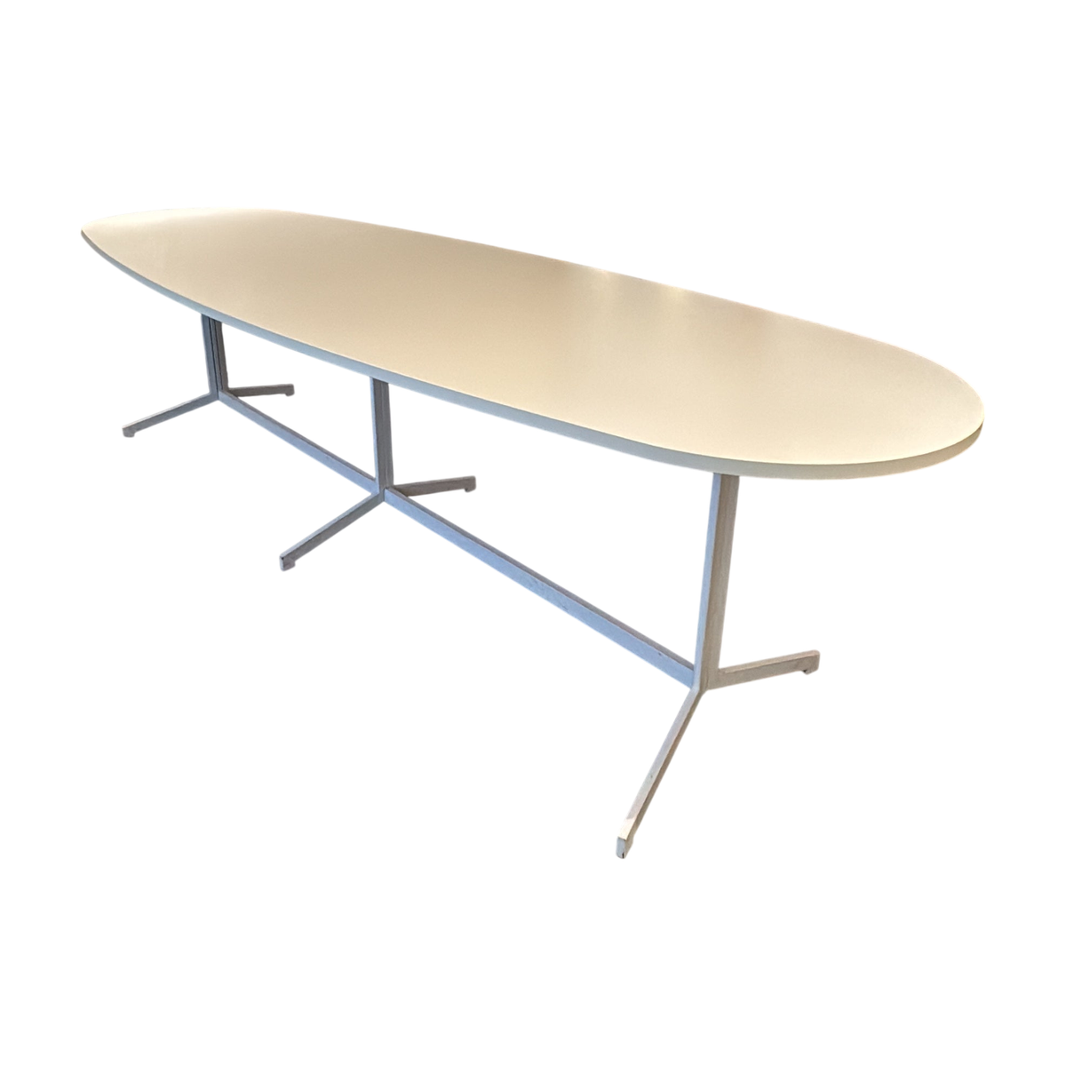 (270x90) konferansebord i hvit, ovalt bordplate