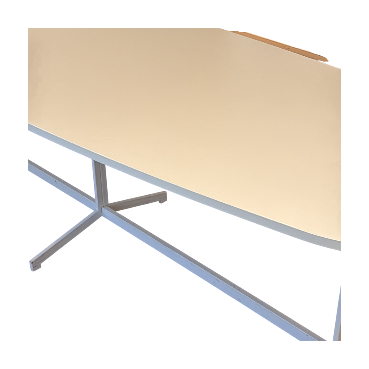 (270x90) konferansebord i hvit, ovalt bordplate