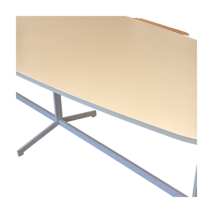 (270x90) konferansebord i hvit, ovalt bordplate