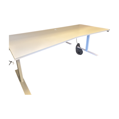 (200x90) ISKU el hev/senk skrivebord i hvit, buet forkant