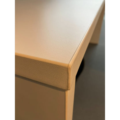 Komplett kontormodul med absorbent, skillevegg i frostet plexi