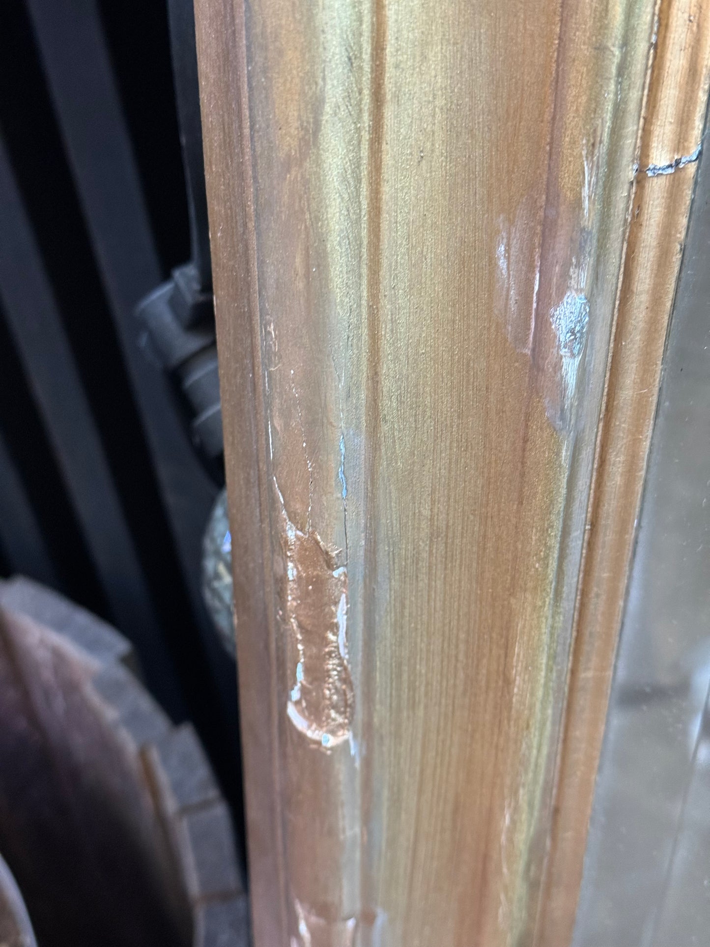 (70x10x200) Speil med utskåret ramme, i gullfarge