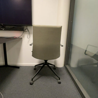 (176x70) Kinnarps el hev/senk i grå