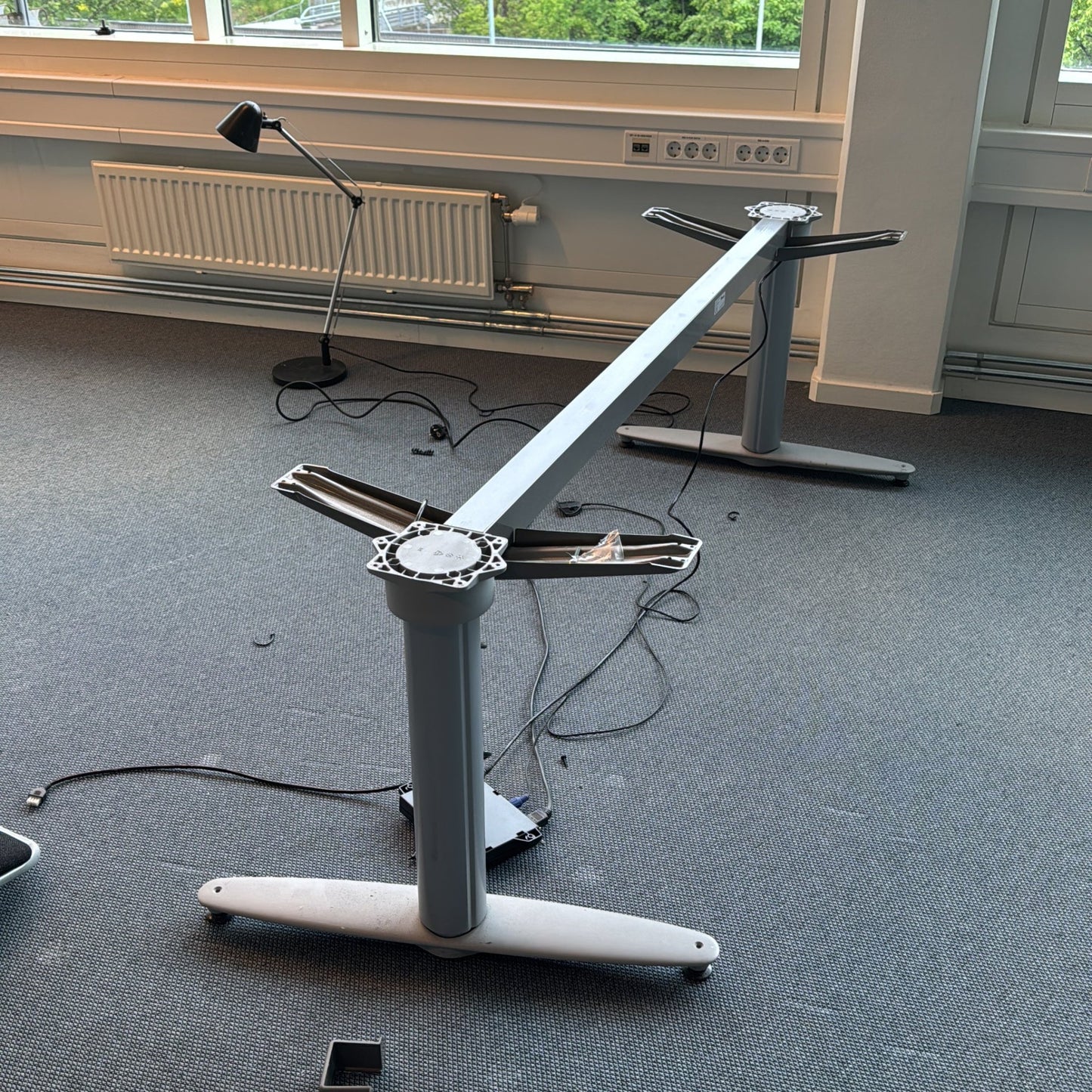 (176x70) Kinnarps el hev/senk i grå