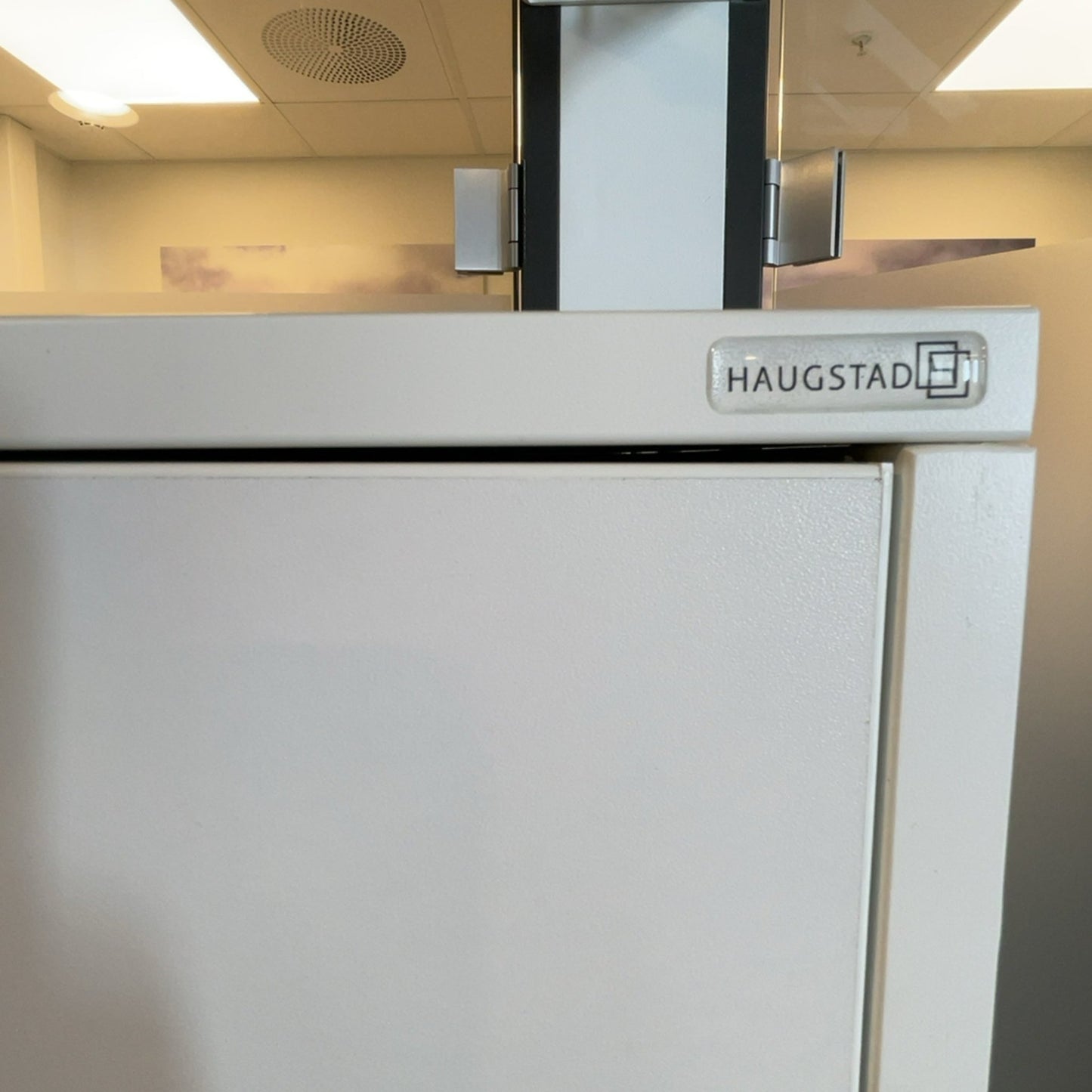 (80x50x162) Haugstad skap i hvit