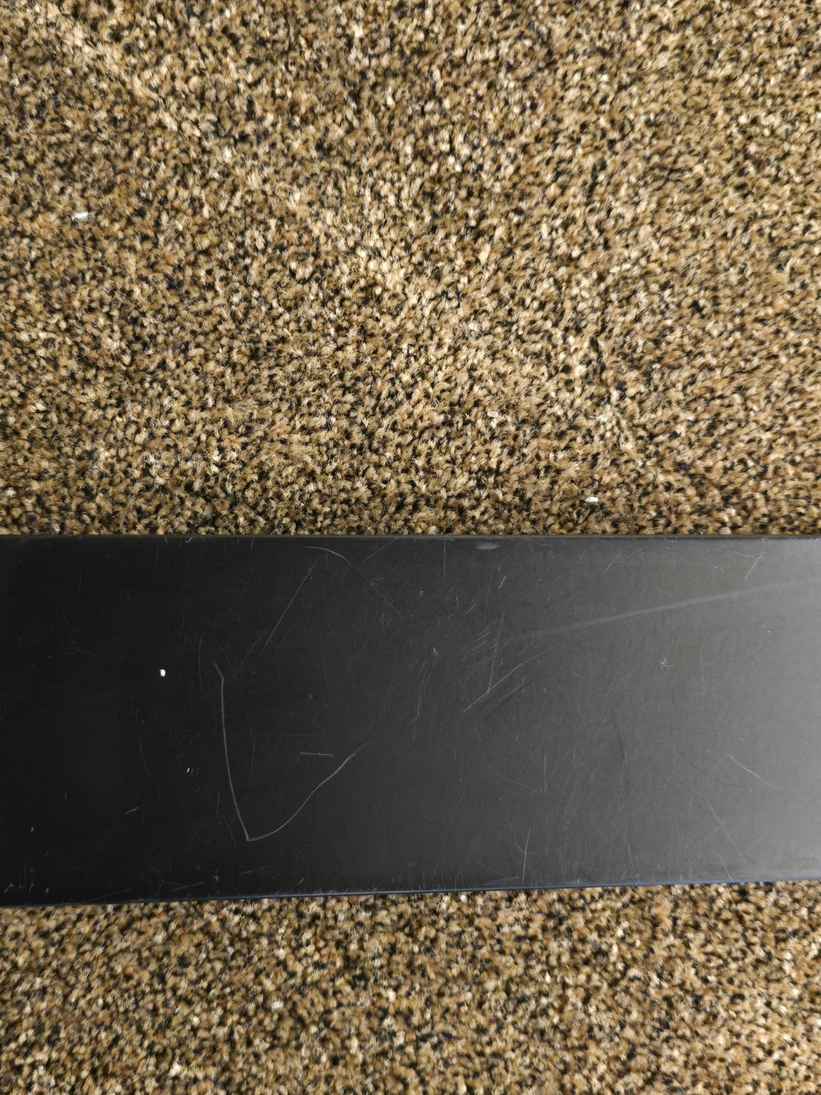 (160x80) Dencon møtebord i svart, innfelt stikkontaktpanel