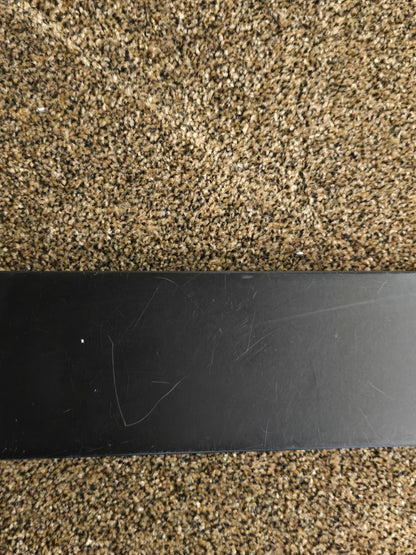 (160x80) Dencon møtebord i svart, innfelt stikkontaktpanel