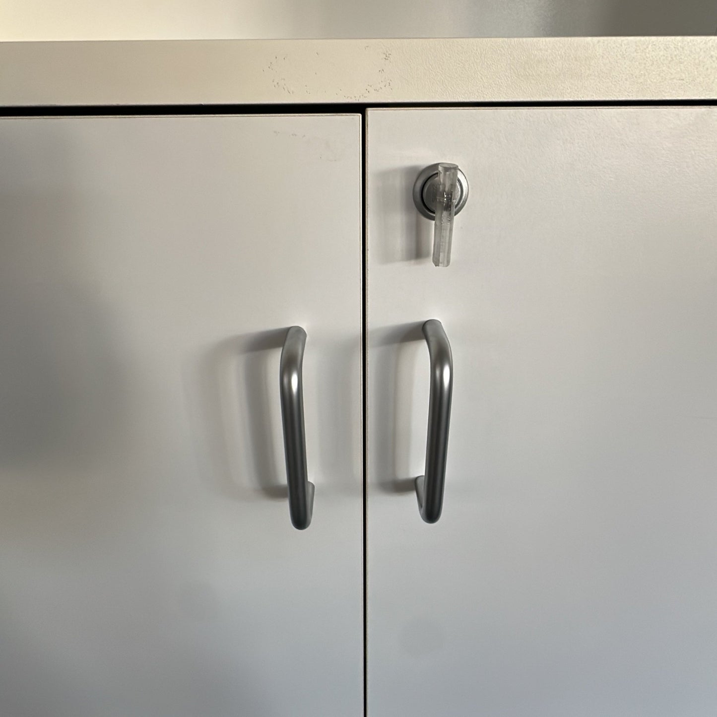 (80x40x166) Svenheim skap i hvit
