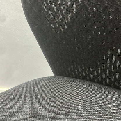 ID Mesh kontorstol fra Vitra i svart