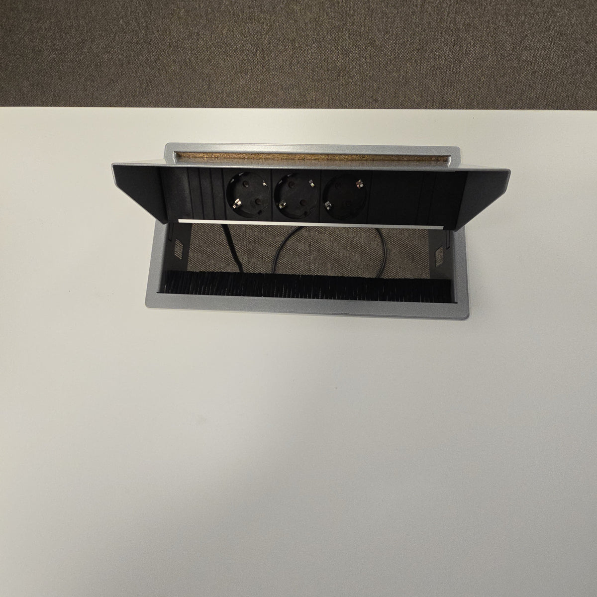(120x80) Kinnarps Oberon hev/senk-bord i hvit, elektrisk