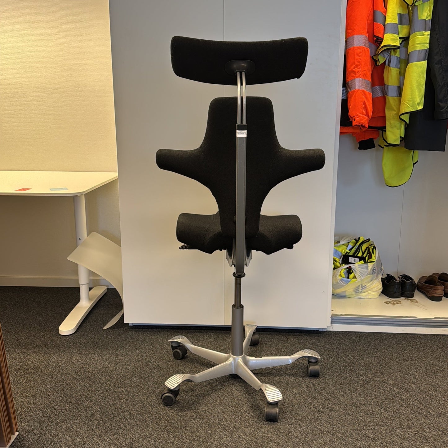 Capisco 8107 kontorstol fra HÅG i svart
