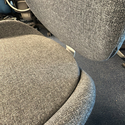 HATTEFJÄLL kontorstol fra IKEA i grå