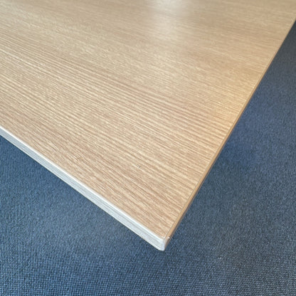 (220x130) Narbutas Air møteromsbord i eik