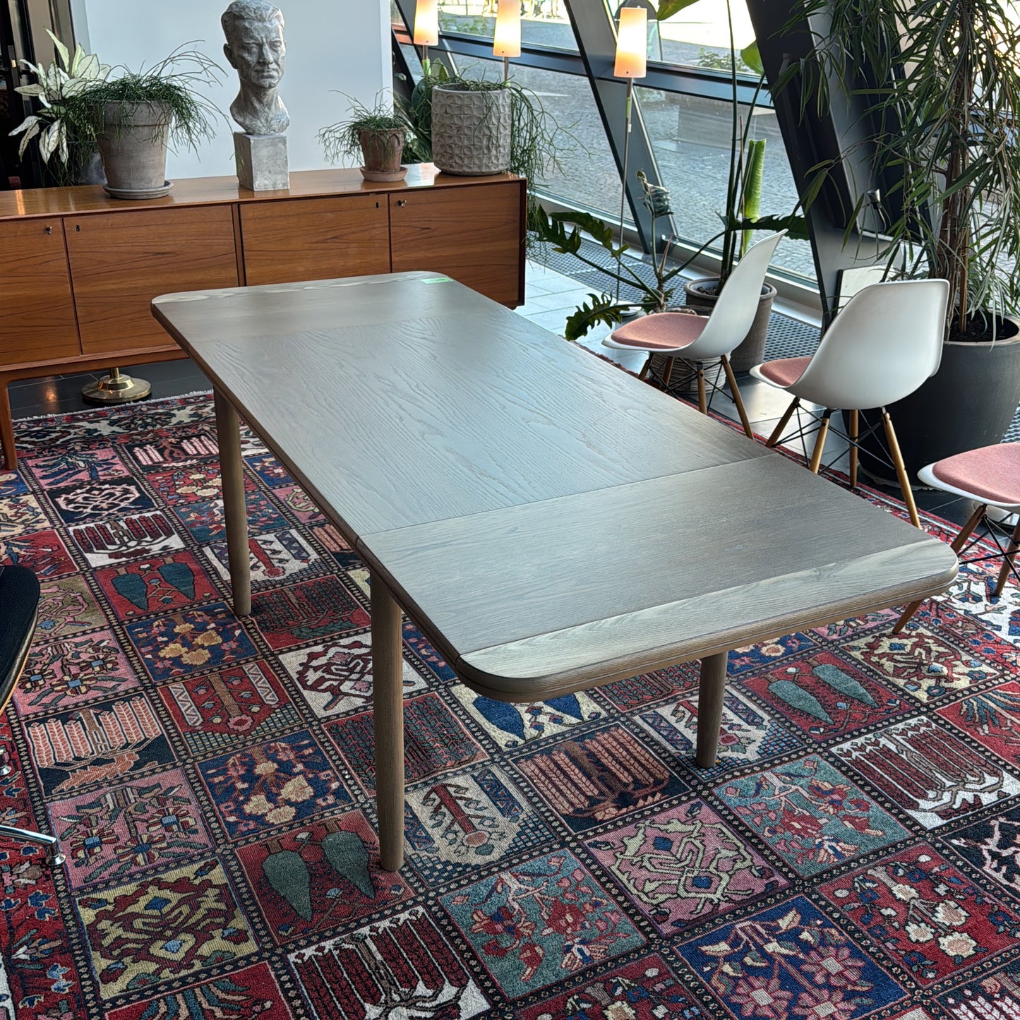 (115x85) Spisebord i brun/gråbeiset finer