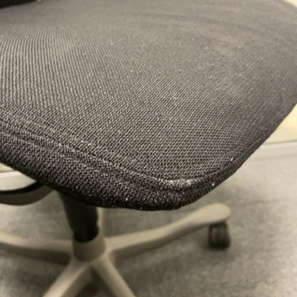 Plus kontorstol fra Kinnarps i svart