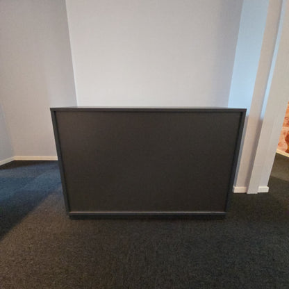 (116x42,5x82) skyvedørskap i mørk grå, skyvedører