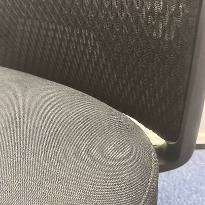 ID Mesh kontorstol fra Vitra i svart