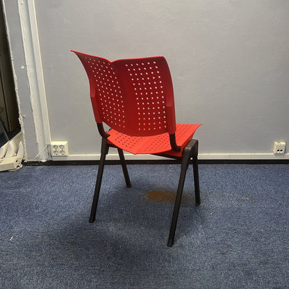 Conventio W 9811 møtestol fra HÅG i rød