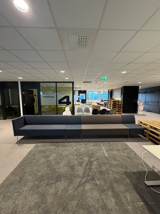 VAD Pivot sofa i fire moduler, flerfarget