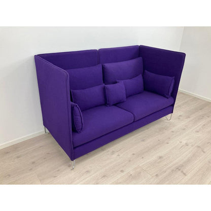(184x90x112) Cármenes høyrygget sofa i lilla, ull