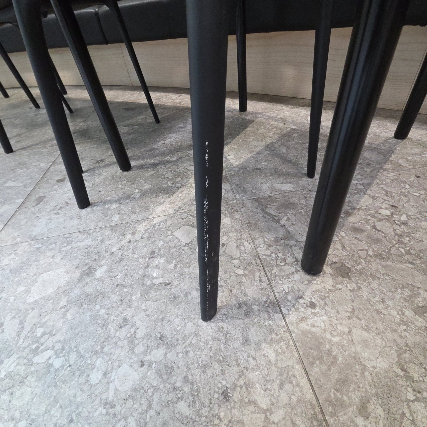 Belleville stol fra Vitra