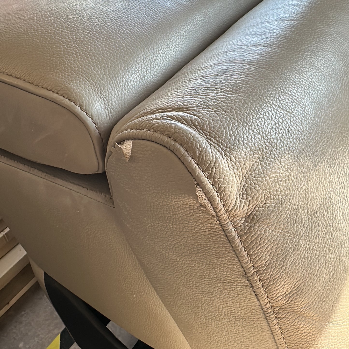 Monaco Hjørnesofa fra A-Møbler i beige