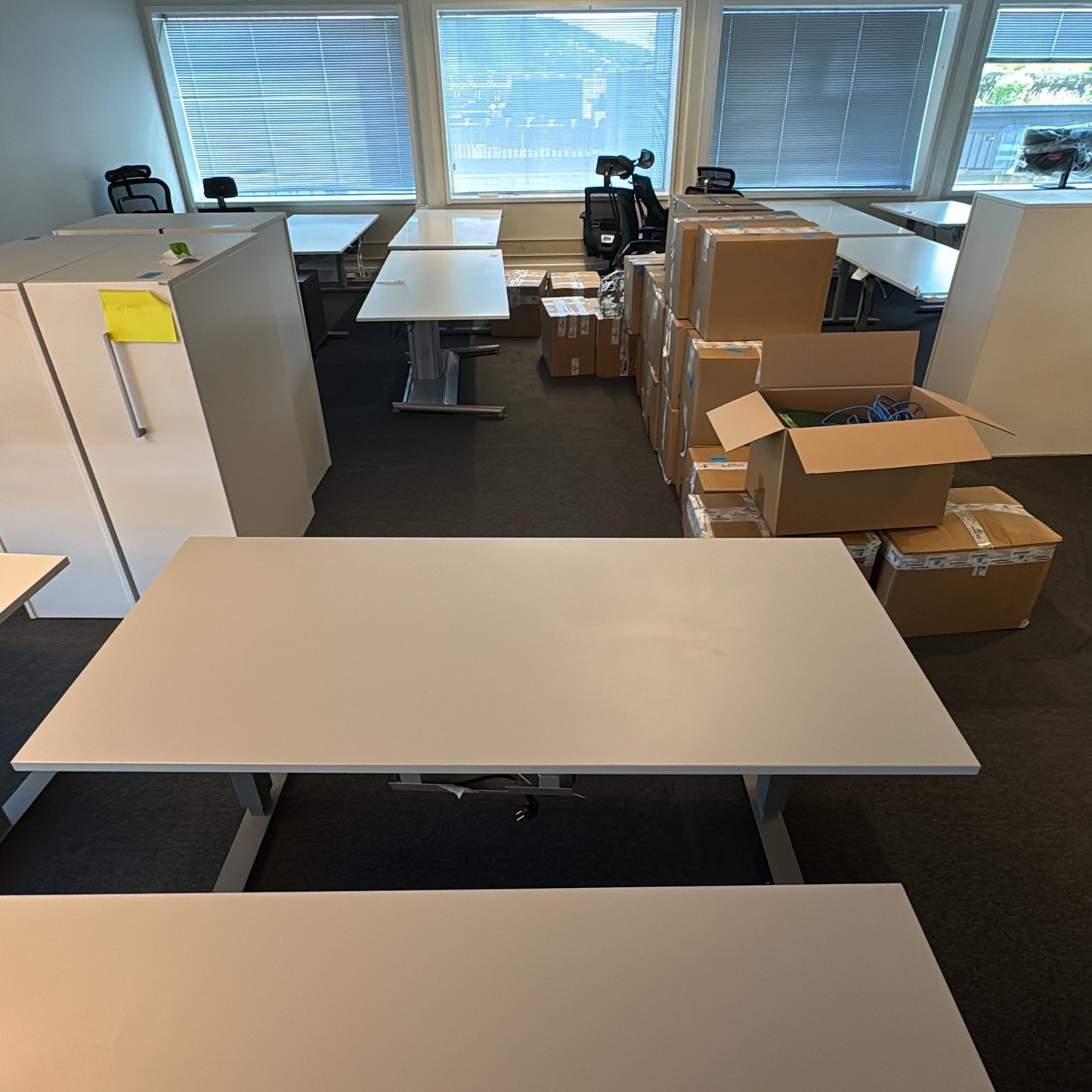 (180x80) El hev/senk i med lys grå/offwhite bordplate