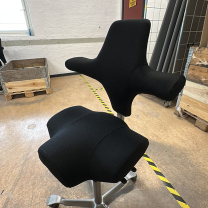Capisco 8106 kontorstol fra HÅG i svart