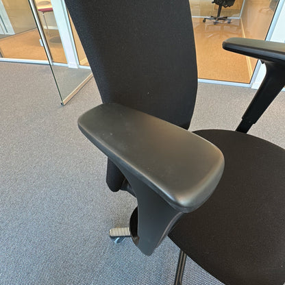 Sofi 7310 kontorstol fra HÅG i svart