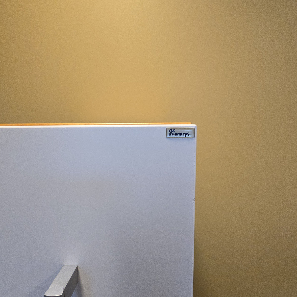 Tårnskap fra Kinnarps i hvit