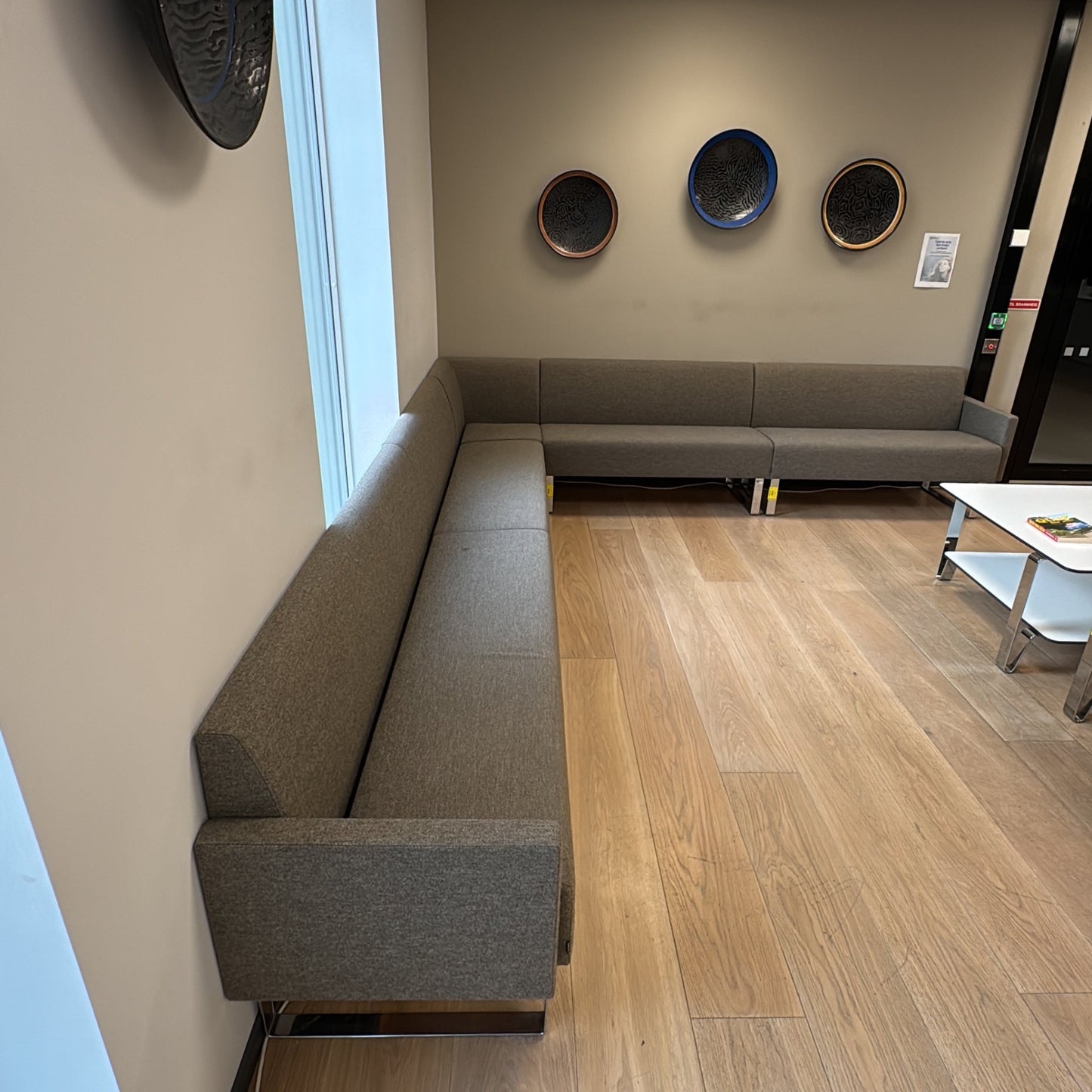 Materia hjørnesofa i beige