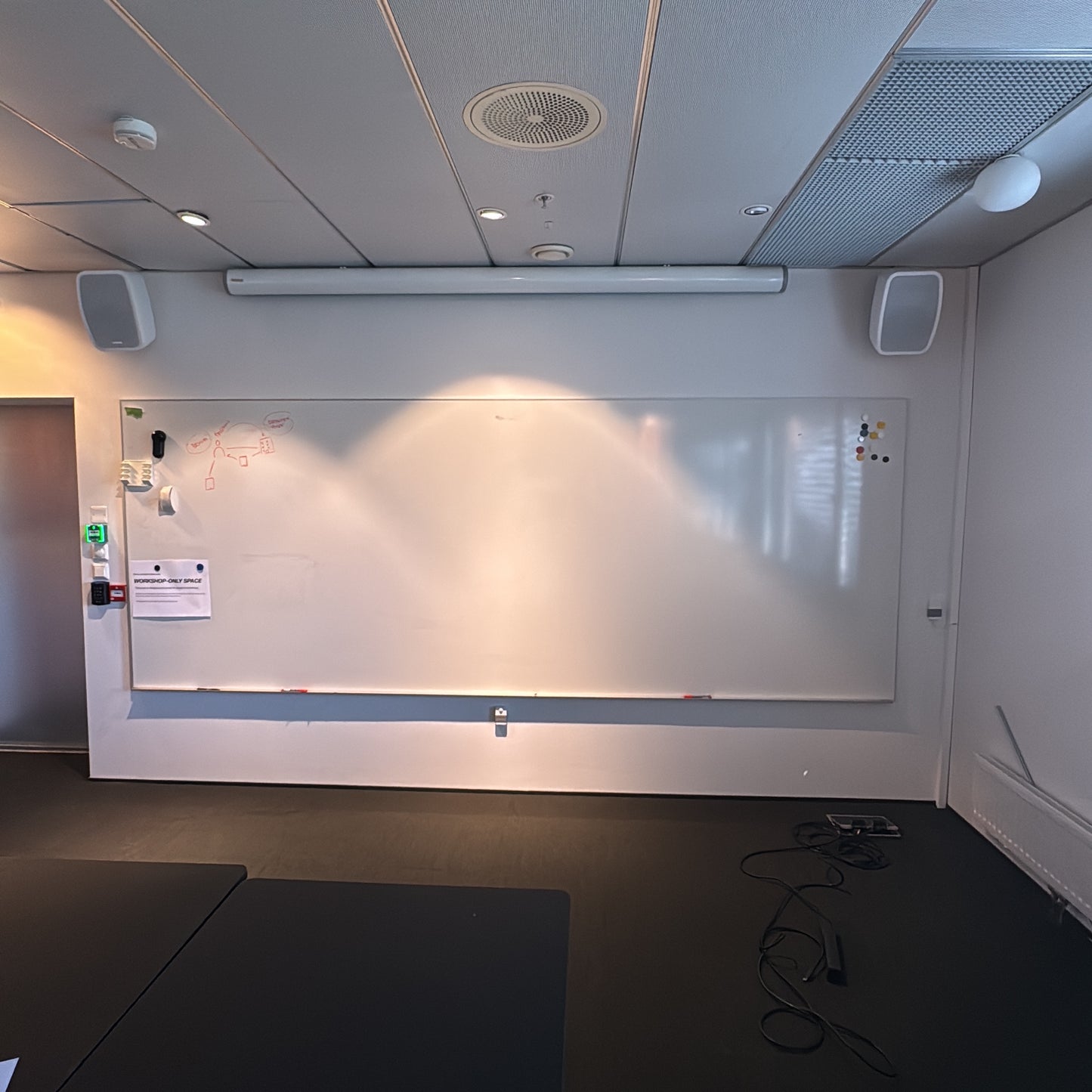 (400x152) Whiteboard fra Lintex i hvit