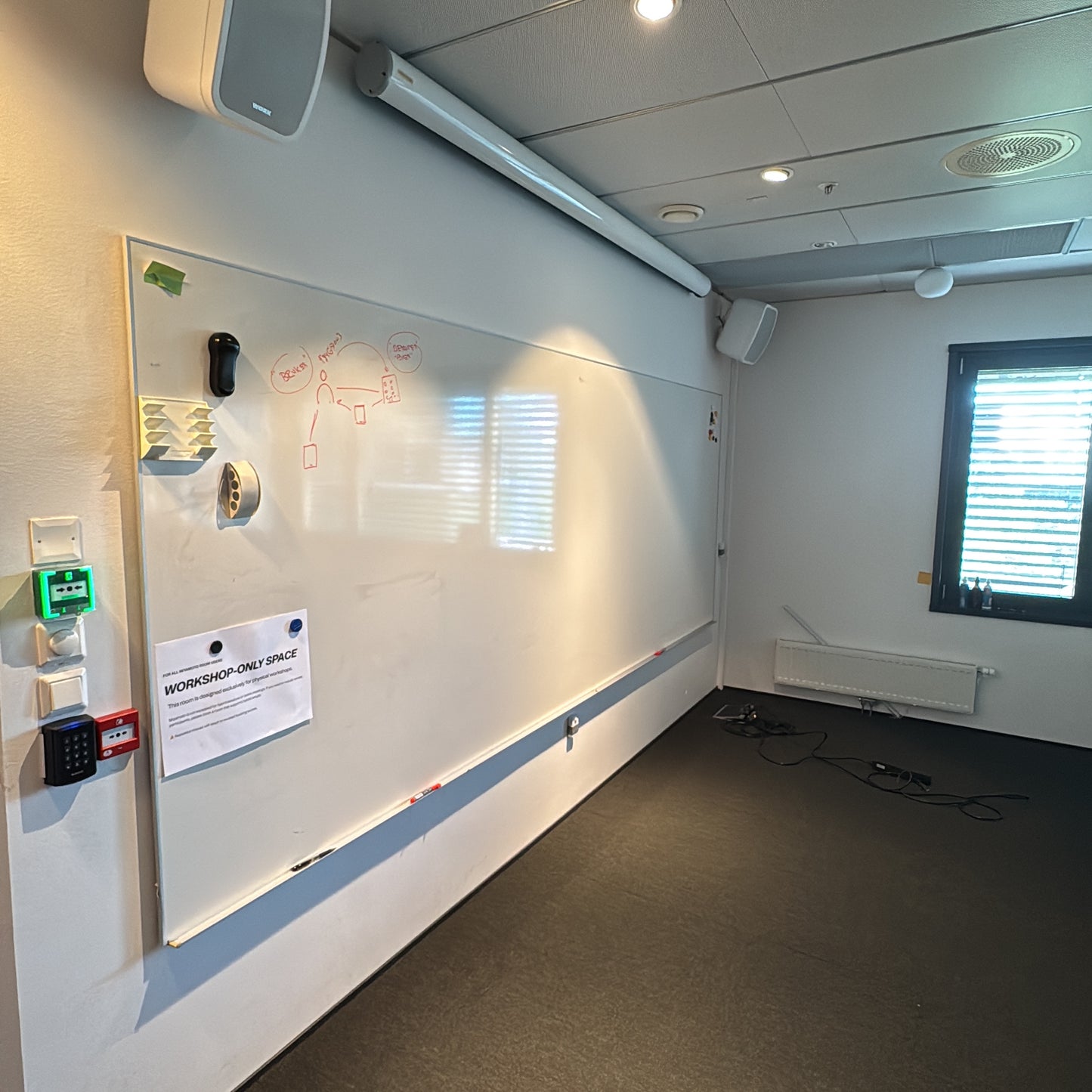 (400x152) Whiteboard fra Lintex i hvit