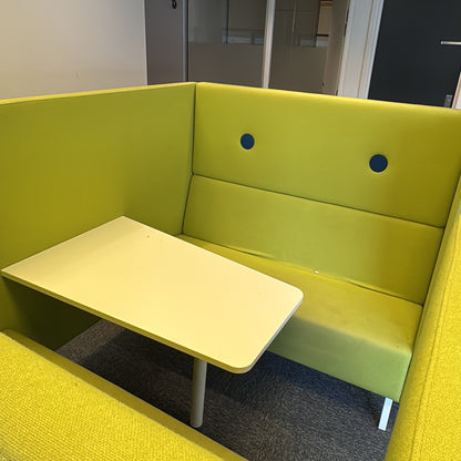 Mitab Mute loungesofa i grønn, med bord